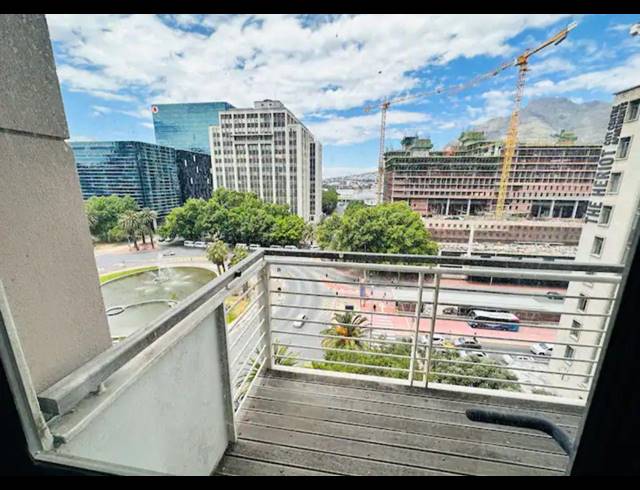 1 BEDROOM APARTMENT TO LET IN CAPE TOWN CITY CENTRE
